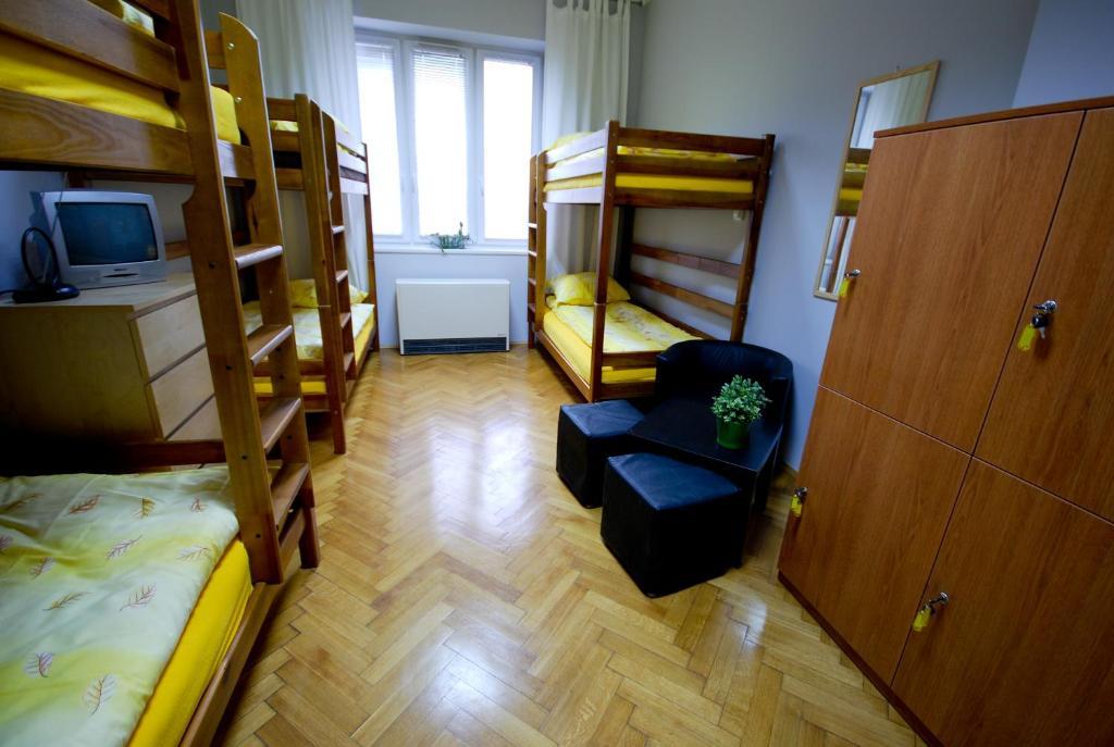 Okay House Bed and Breakfast Krasków Rum bild