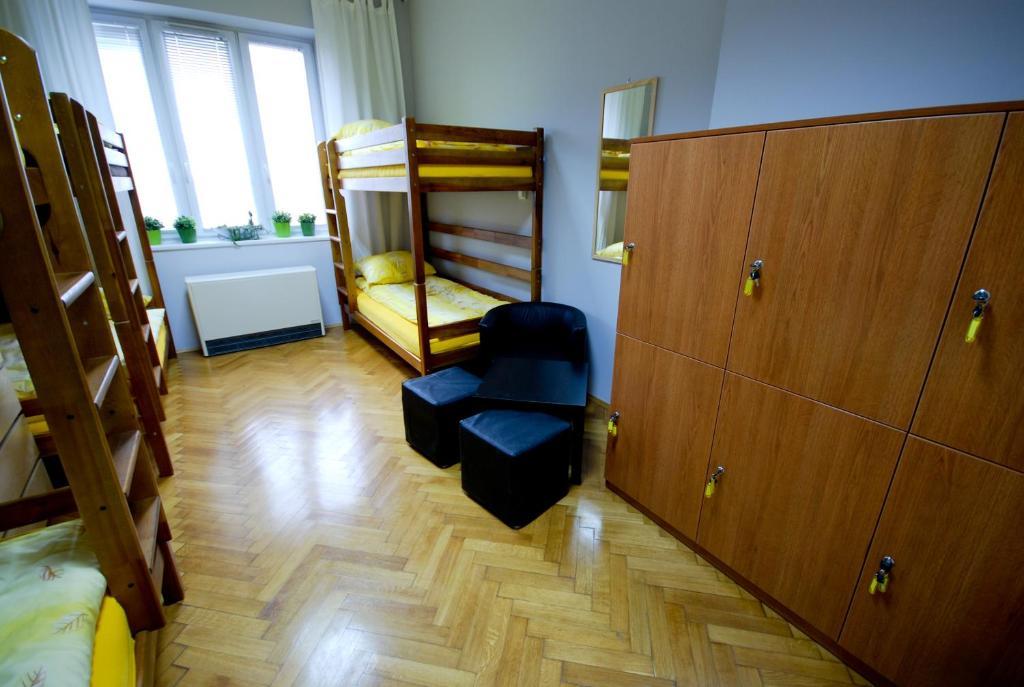 Okay House Bed and Breakfast Krasków Rum bild