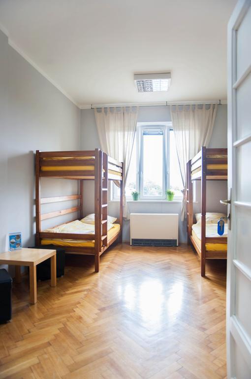 Okay House Bed and Breakfast Krasków Rum bild