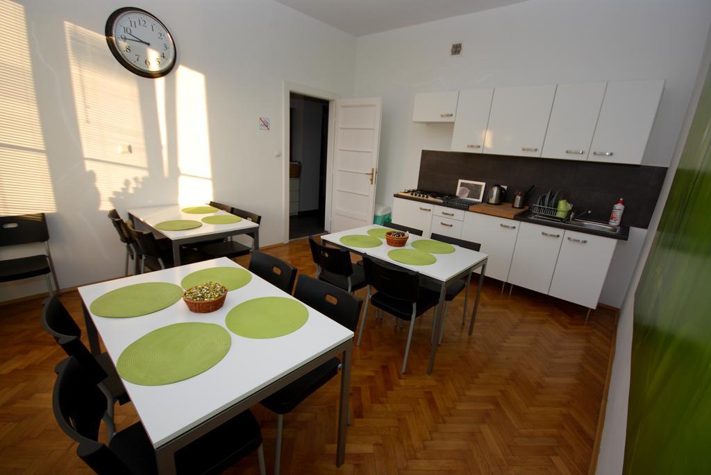 Okay House Bed and Breakfast Krasków Exteriör bild