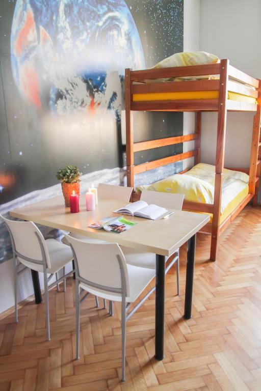 Okay House Bed and Breakfast Krasków Rum bild